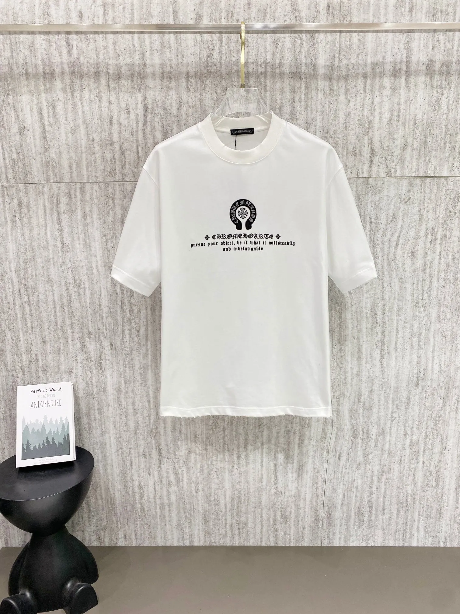 2026ss ， logo 32 𝐂𝐎𝐋𝐎𝐔𝐑：White Black 𝐒𝐈𝐙𝐄：S m L XL 110